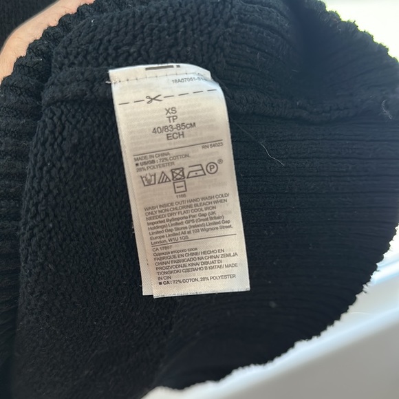 Banana republic black sweater XS - Picture 5 of 5